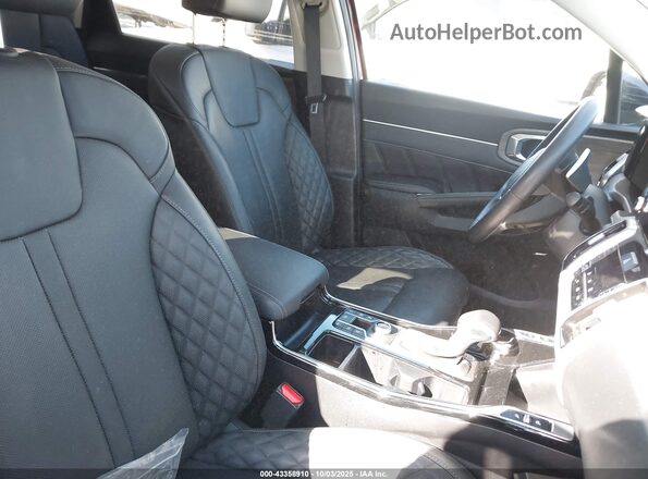 5XYRKDLF2NG094571 2022 KIA SORENTO Red Widok wnętrza z przodu