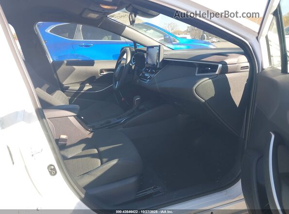 5YFS4MCE6NP101665 2022 TOYOTA LL White Front interior view