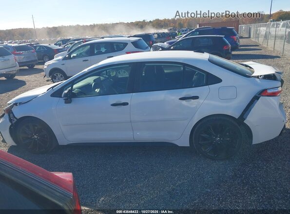5YFS4MCE6NP101665 2022 TOYOTA LL White 360 interior view