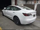 2022 Tesla Model 3 Long Range Dual Motor All-wheel Drive White vin: 5YJ3E1EB3NF338502