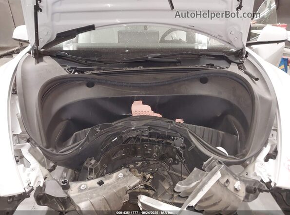 5YJ3E1EB3NF338502 2022 TESLA MODEL 3 White Widok z tyłu