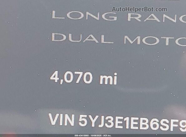 5YJ3E1EB6SF916023 2025 TESLA MODEL 3 Синий Панорамный вид салона 360°