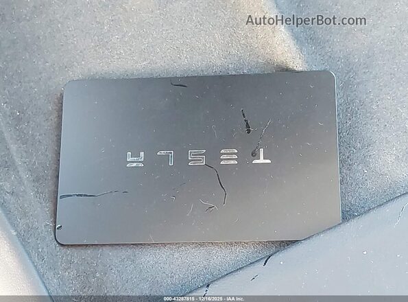 5YJ3E1EB7RF737029 2024 TESLA MODEL 3 Blue Vista del salpicadero