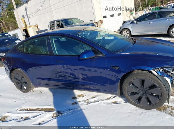 5YJ3E1EB7RF737029 2024 TESLA MODEL 3 Blue Vista interior trasera