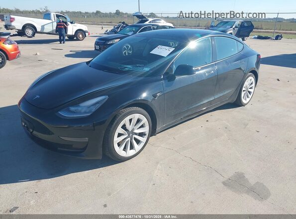 5YJ3E1EB8NF243448 2022 TESLA MODEL 3 Black Przód lewy