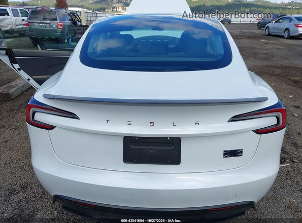 5YJ3E1ET8SF038801 2025 TESLA MODEL 3 White 
