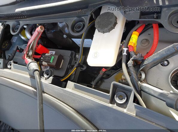 5YJ3E1ET8SF038801 2025 TESLA MODEL 3 White უკანა ხედი