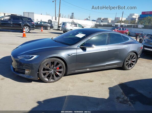 5YJSA1E46KF313596 2019 TESLA MODEL S Gray Widok wnętrza z tyłu