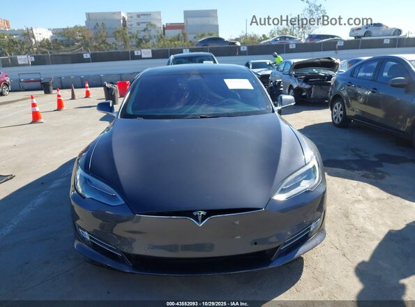 5YJSA1E46KF313596 2019 TESLA MODEL S Gray Widok deski rozdzielczej