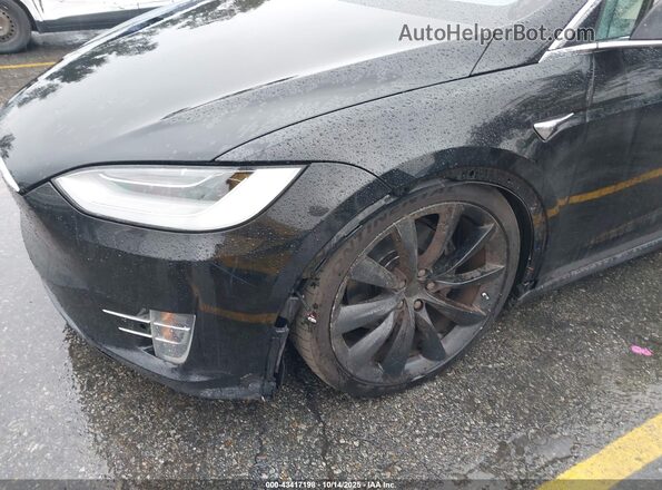 5YJXCBE29LF260804 2020 TESLA MODEL X Black Widok z przodu