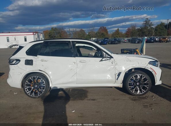5YMJU0C08P9P88463 2023 BMW X5 Белый Панорамный вид салона 360°