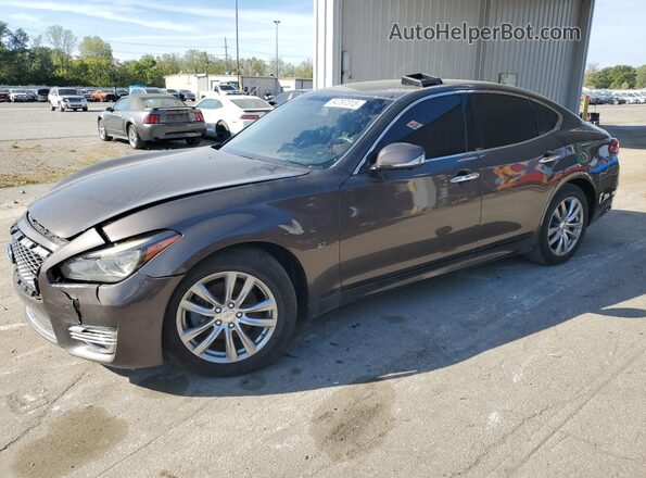 JN1BY1AP1HM740991 2017 INFINITI Q70 Коричневый Задняя левая четверть