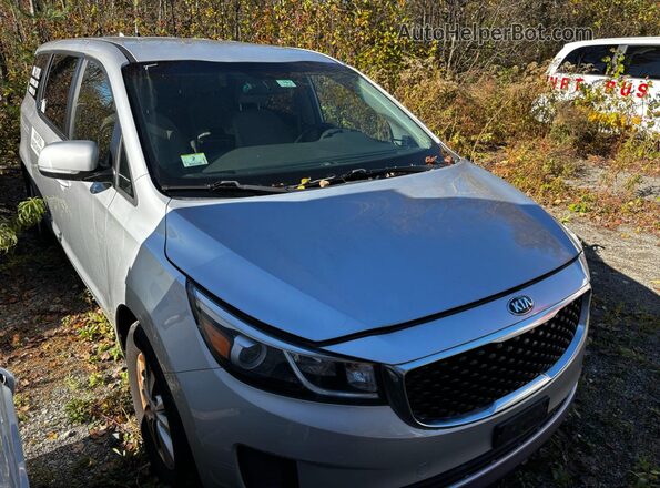 KNDMB5C19J6381925 2018 KIA SEDONA Silver Front left