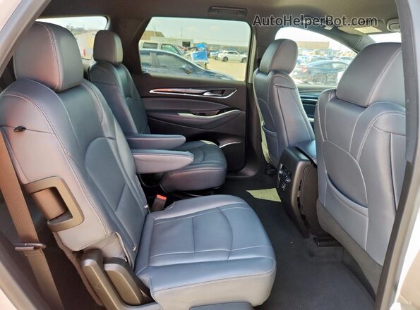 5GAERBKWXNJ181586 2022 BUICK ENCLAVE Белый Вид задней части салона