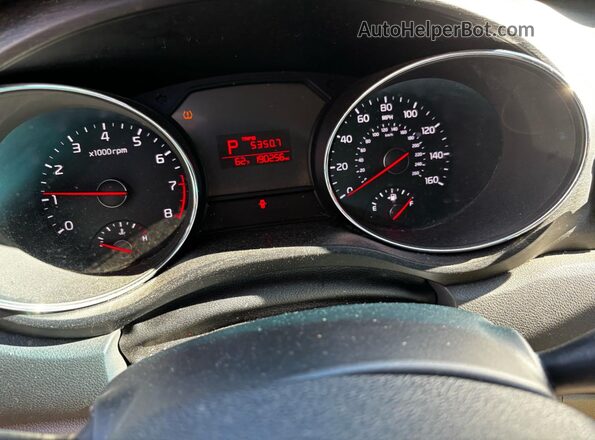KNDMB5C19J6381925 2018 KIA SEDONA Silver Dashboard view