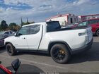 2022 Rivian R1t Adventure Белый vin: 7FCTGAAA1NN015309