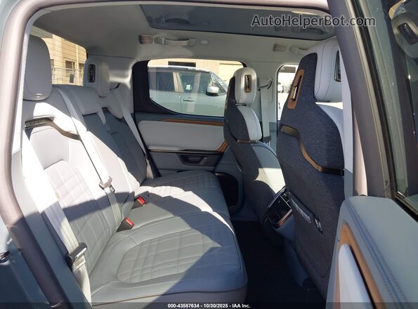 7FCTGCAPXSN042441 2025 RIVIAN R1T Light Blue Widok naklejki z numerem VIN
