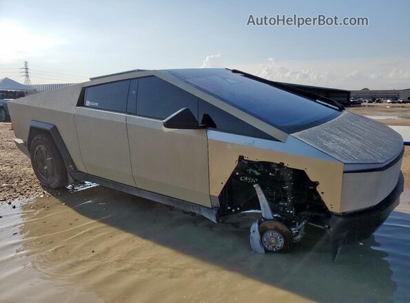 7G2CEHED0SA072971 2025 TESLA CYBERTRUCK Gold Przód prawy