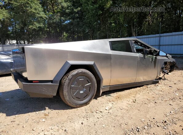 7G2CEHEE3SA062296 2025 TESLA CYBERTRUCK Silver Tył prawy