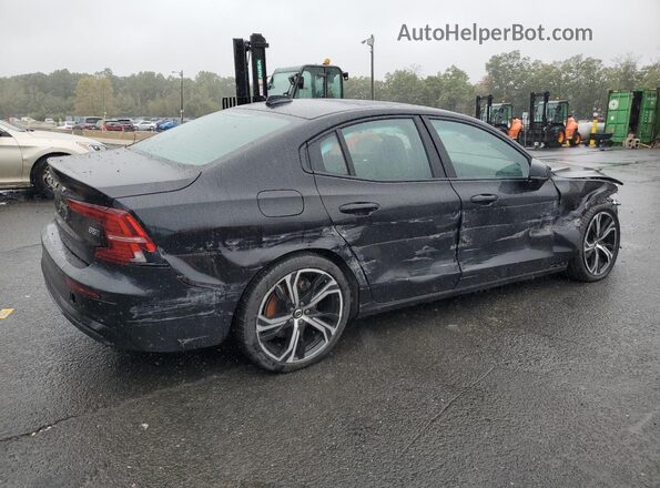 7JRL12TKXRG321200 2024 VOLVO S60 Черный Задняя правая четверть