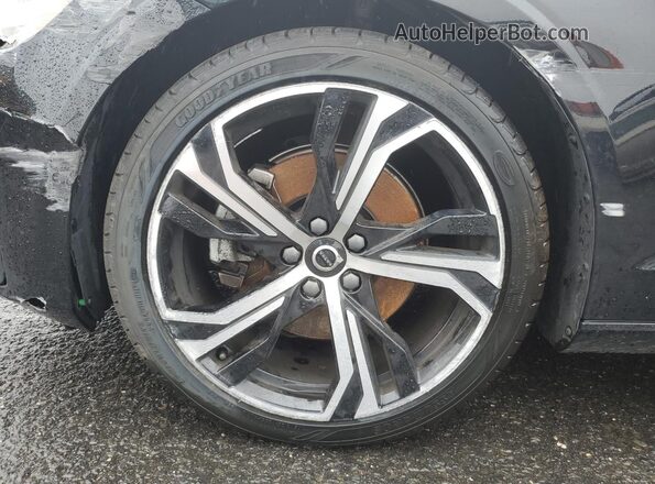 7JRL12TKXRG321200 2024 VOLVO S60 Черный 
