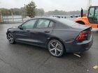 2024 Volvo S60 Core Черный vin: 7JRL12TKXRG321200 Damage: Left Qtr Panel, Dent(S) W/ Paint Dmg, 5 To 6 Inches