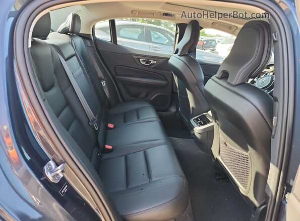 7JRL12TL0NG161640 2022 VOLVO S60 Синий Вид задних сидений
