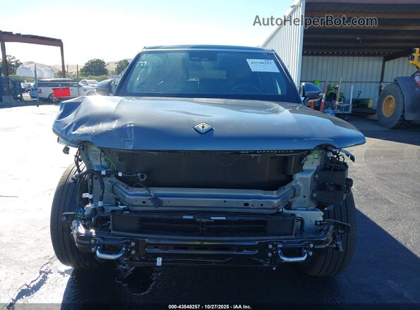 7PDSGCBA8TN075797 2026 RIVIAN R1S Серый Вид задней части салона