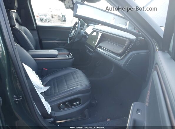 7PDSGCBPXSN058129 2025 RIVIAN R1S Green Vista interior delantera