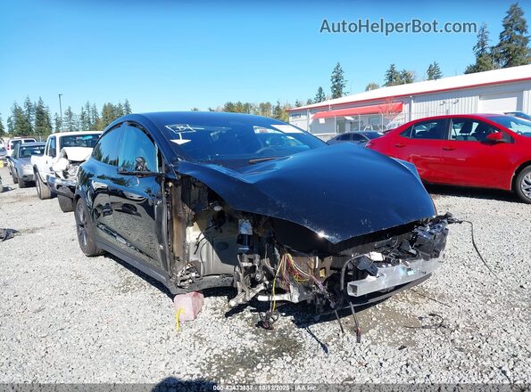7SAXCAE59RF458427 2024 TESLA MODEL X Черный Вид спереди