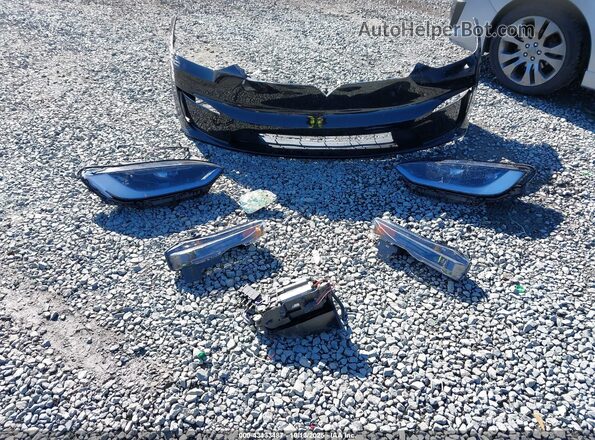 7SAXCAE59RF458427 2024 TESLA MODEL X Черный Вид панели приборов