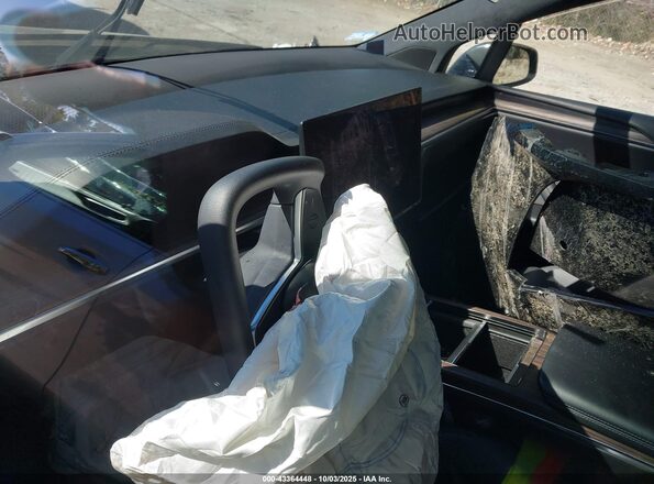 7SAXCBE53PF381282 2023 TESLA MODEL X Черный 