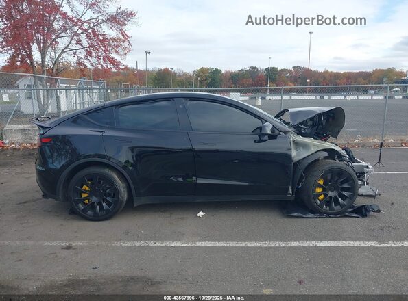 7SAYGAEE0SF285203 2025 TESLA MODEL Y Черный Вид щитка приборов