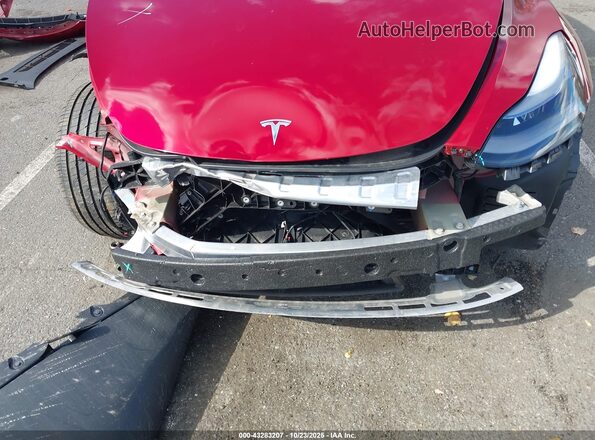 7SAYGAEE2SF254390 2025 TESLA MODEL Y Красный Вид щитка приборов