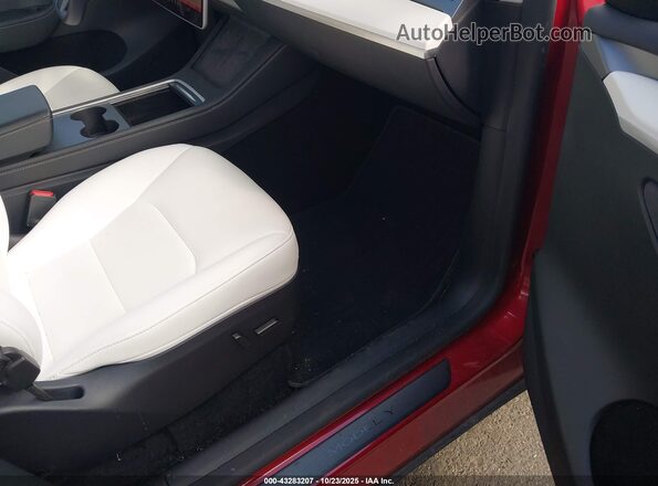 7SAYGAEE2SF254390 2025 TESLA MODEL Y Красный Вид наклейки с VIN-кодом