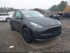 2025 Tesla Model Y Long Range Dual Motor All-wheel Drive Black vin: 7SAYGAEE5SF263181
