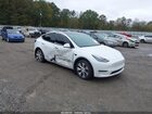 2022 Tesla Model Y Long Range Dual Motor All-wheel Drive White vin: 7SAYGAEEXNF519044