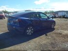2022 Tesla Model Y Long Range Dual Motor All-wheel Drive Blue vin: 7SAYGDEE0NF367308