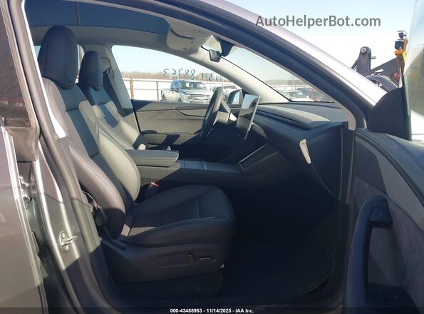 7SAYGDEE0TF334970 2026 TESLA MODEL Y Gray Սալոնի դիմացի տեսք