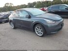 2022 Tesla Model Y Long Range Dual Motor All-wheel Drive Gray vin: 7SAYGDEE6NA011670