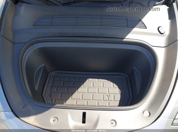 7SAYGDEE6RF150822 2024 TESLA MODEL Y Gray Rear view