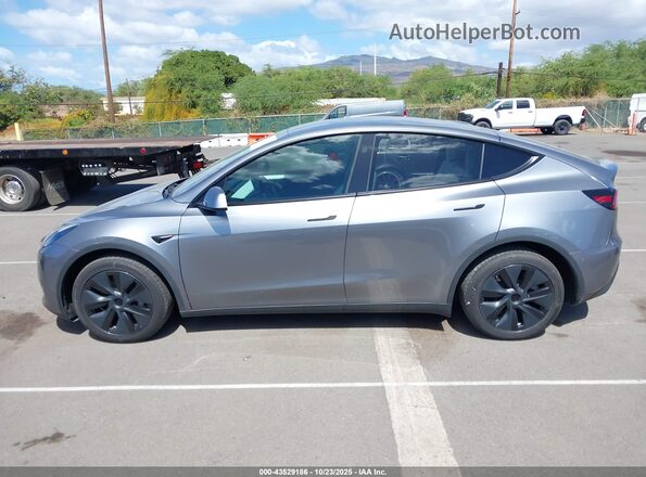 7SAYGDEE6RF150822 2024 TESLA MODEL Y Gray 