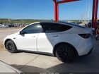 2022 Tesla Model Y Long Range Dual Motor All-wheel Drive Белый vin: 7SAYGDEE8NA021164