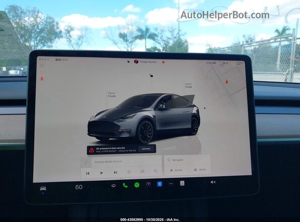 7SAYGDEE8PA044835 2023 TESLA MODEL Y Gray 