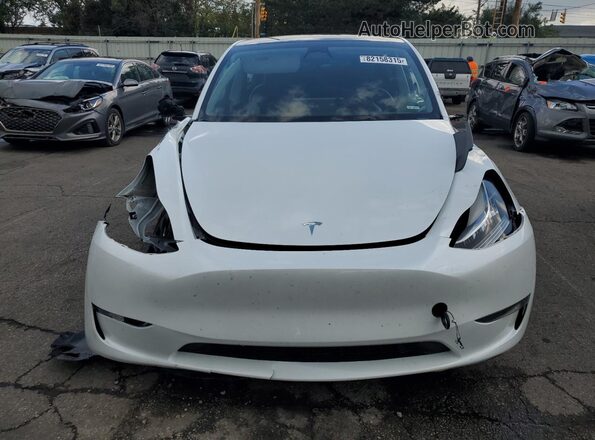 7SAYGDEE8PA078399 2023 TESLA MODEL Белый Вид спереди