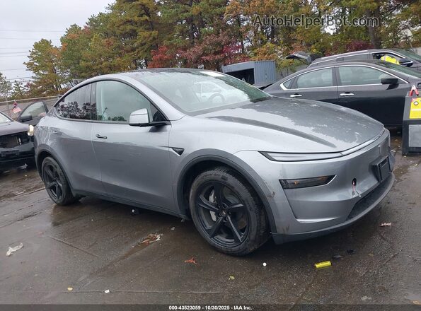 7SAYGDEE8TA387199 2026 TESLA MODEL Y Gray წინა მარჯვენა