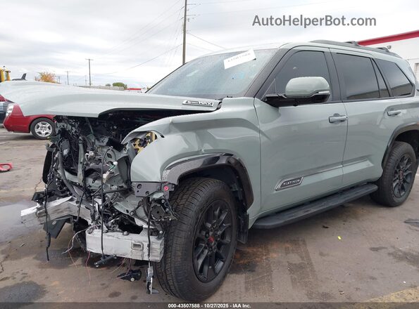 7SVAAABA5SX071711 2025 TOYOTA SEQUOIA Pewter Դիմացի տեսք