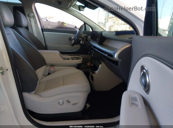 7YAMUFS3XTY006581 2026 HYUNDAI IONIQ 9 White Vista interior delantera