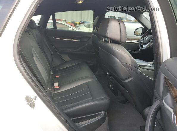 5UXKU2C55H0N85426 2017 BMW X6 Белый Вид задней части салона