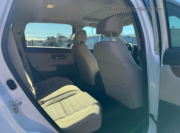 2HKRW2H54HH630667 2017 HONDA CRV Белый Вид салона спереди
